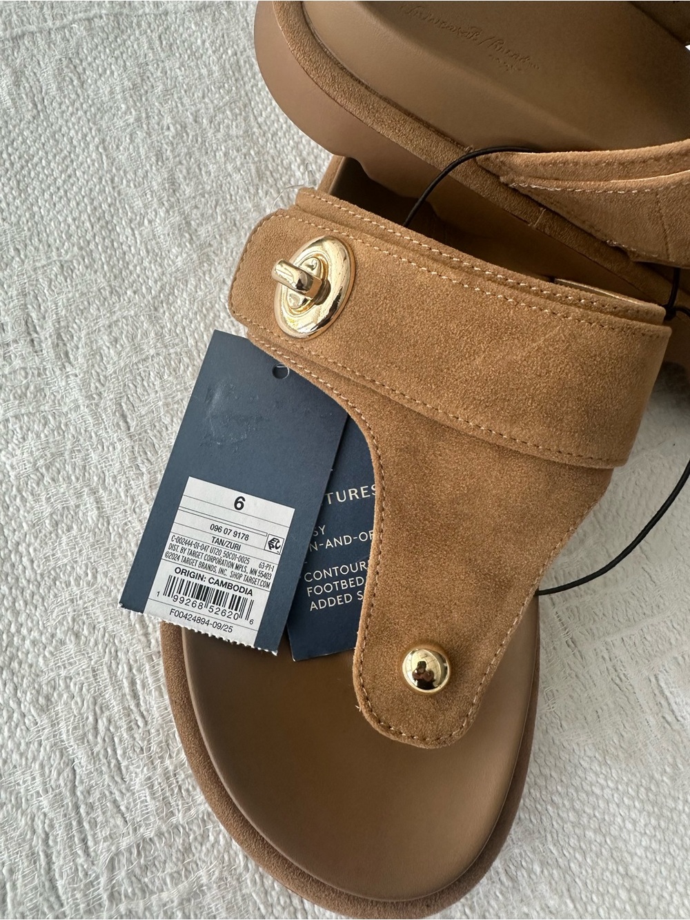 Universal Thread Tan Suede Thong Slide Sandals with Gold Accents - Picture 4 of 5